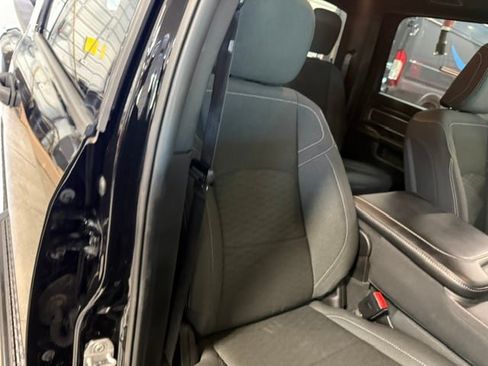Used 2025 RAM 2500 Big Horn AWD/4WD image 12