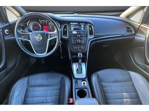 Used 2017 Buick Cascada Premium image 17