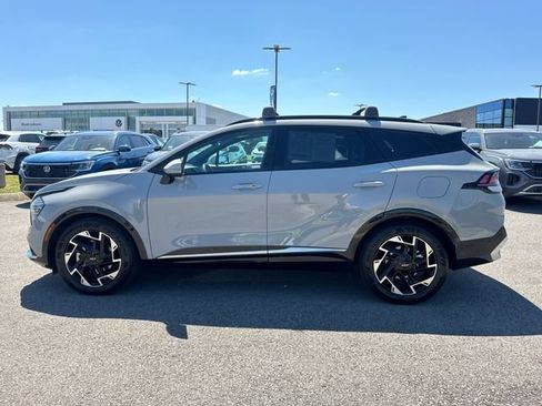 Used 2023 Kia Sportage SX FWD image 2