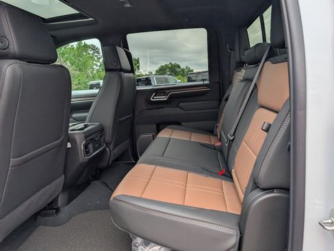 New 2026 Chevrolet Silverado 2500 High Country w/ Technology Package AWD/4WD image 14