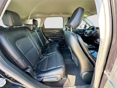 Used 2021 Lincoln Corsair AWD image 27