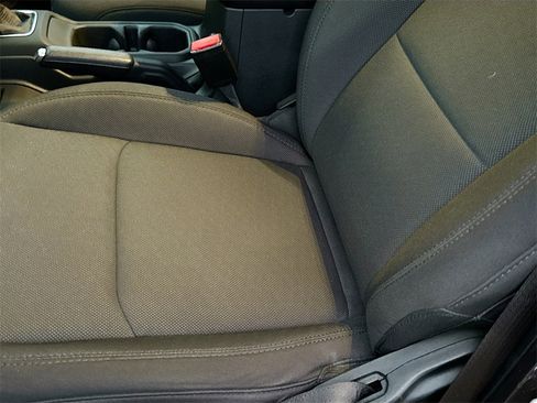 Used 2023 Jeep Wrangler Sport S image 21