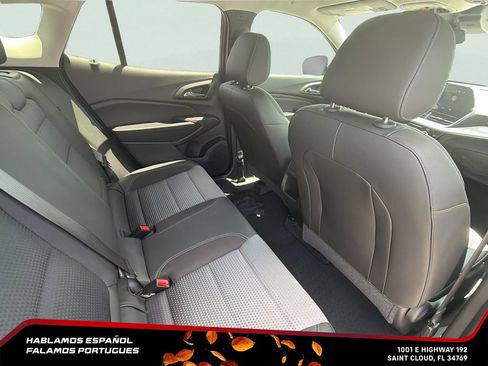 Used 2024 Chevrolet Trax LT w/ Driver Confidence Package FWD image 24