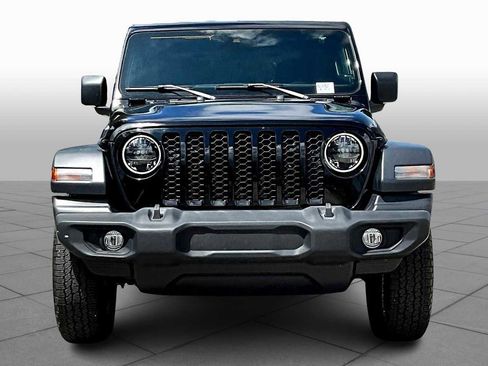 Used 2024 Jeep Wrangler Sport S image 3
