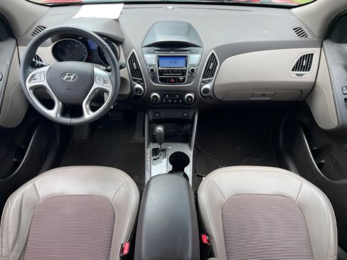 Used 2011 Hyundai Tucson GLS AWD/4WD image 17