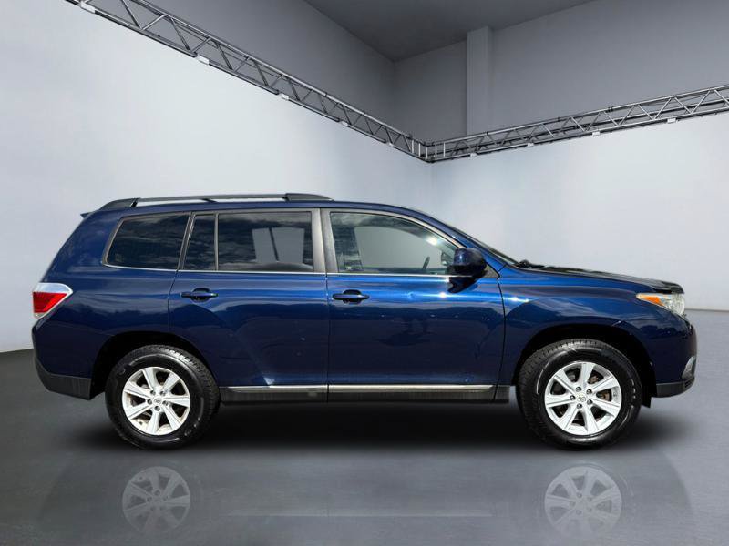 Used 2013 Toyota Highlander SE AWD/4WD image 3
