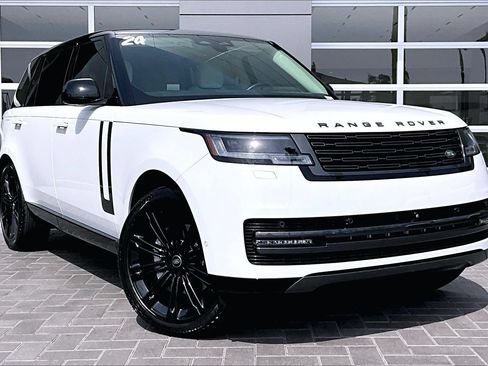Used 2024 Land Rover Range Rover Long Wheelbase SE AWD/4WD image 3