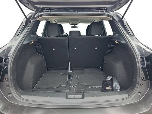 Used 2026 Nissan Kicks S FWD image 28