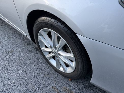 Used 2011 Lexus ES 350 FWD image 11