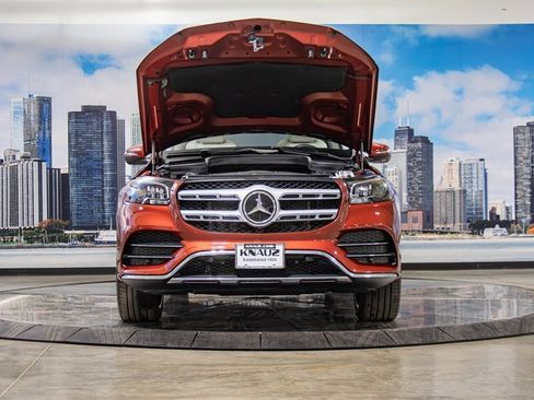 Certified 2022 Mercedes-Benz GLS 450 4MATIC image 4