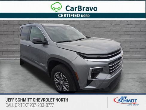 Certified 2026 Chevrolet Traverse LT w/ Driver Confidence Package FWD image 1