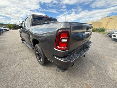 New 2026 RAM 1500 Express AWD/4WD image 3