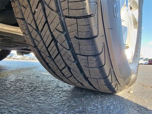 Certified 2022 Ford Escape SE image 18