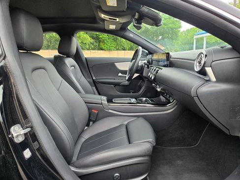 Used 2025 Mercedes-Benz CLA 250 4MATIC image 27