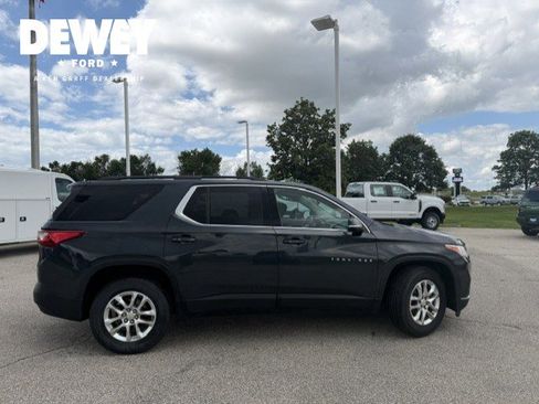 Used 2019 Chevrolet Traverse LT AWD/4WD image 9