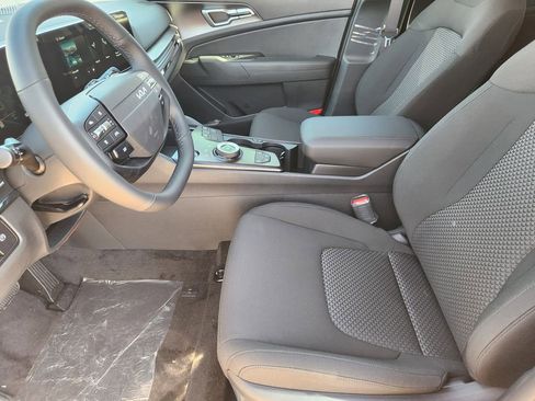 New 2026 Kia Sportage S AWD/4WD image 9
