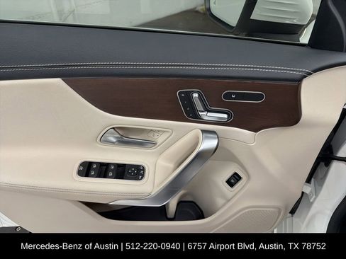 Used 2023 Mercedes-Benz CLA 250 image 18