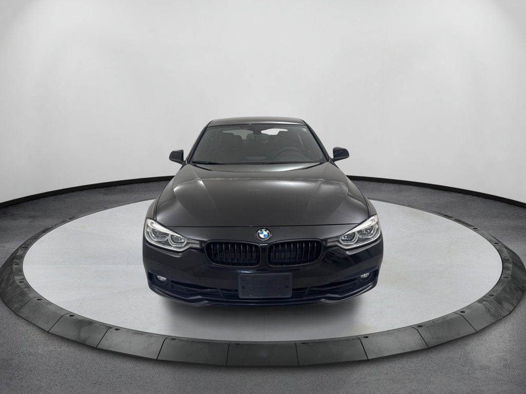 Used 2018 BMW 330i Sedan RWD image 2