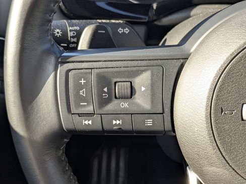 Used 2024 Nissan Pathfinder SV FWD image 26