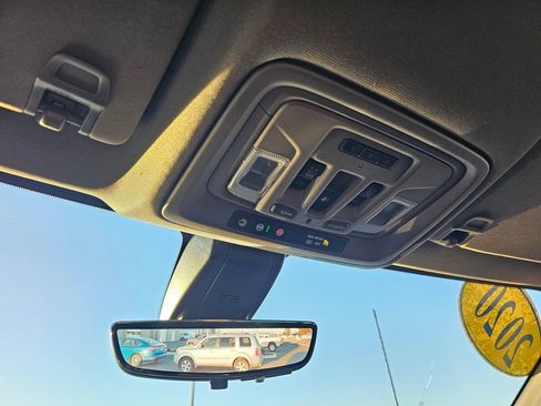 Used 2020 GMC Sierra 2500 Denali image 28