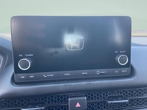 Used 2025 Honda HR-V LX image 17