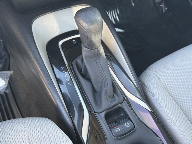 Used 2020 Toyota Corolla LE FWD image 32
