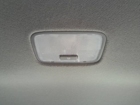 Used 2022 Hyundai Elantra SEL FWD image 26