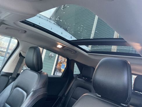 Used 2020 Ford Escape SEL image 24