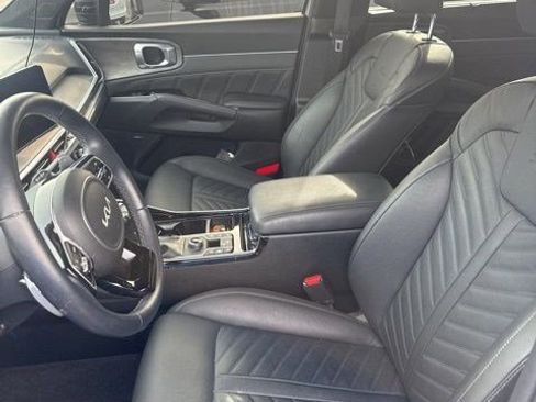 Used 2025 Kia Sorento SX Prestige AWD/4WD image 12