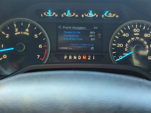 Used 2015 Ford F150 XLT w/ Equipment Group 302A Luxury image 12