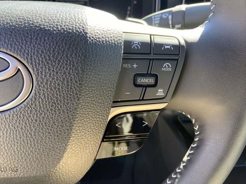 Used 2025 Toyota Camry SE w/ Multimedia Upgrade Package image 32