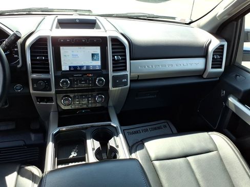 Used 2021 Ford F250 Lariat w/ Lariat Ultimate Package AWD/4WD image 15