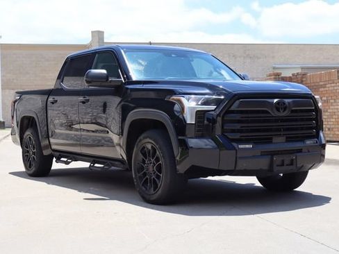 Used 2023 Toyota Tundra SR5 RWD image 2