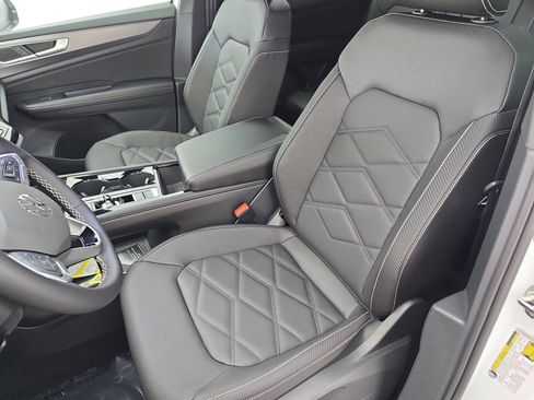 New 2026 Volkswagen Atlas Cross Sport SE AWD/4WD image 15