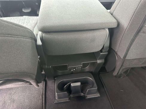 Used 2023 Ford F150 XLT image 12