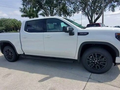 Used 2023 GMC Sierra 1500 Elevation w/ Preferred Package image 17