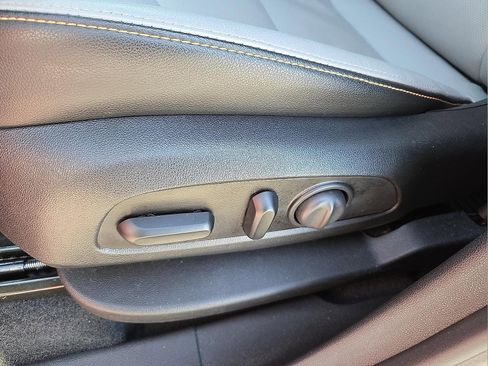 Used 2020 GMC Terrain SLT w/ Preferred Package image 14