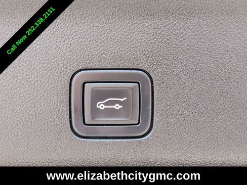 Used 2024 GMC Yukon XL Denali Ultimate AWD/4WD image 15