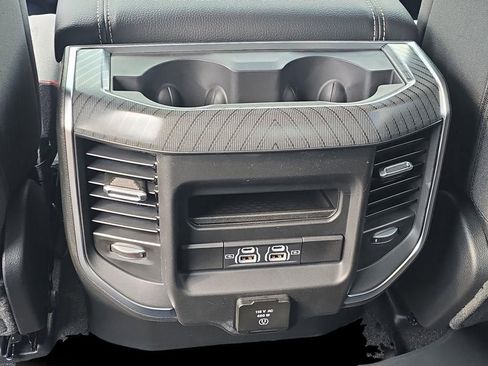 New 2026 RAM 1500 Big Horn AWD/4WD image 16