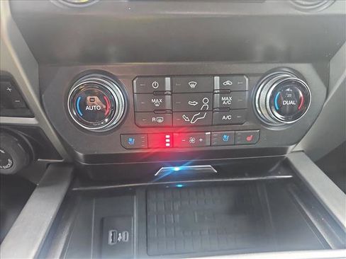 Used 2021 Ford F350 Platinum image 18