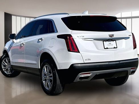 Used 2022 Cadillac XT5 Premium Luxury w/ Technology Package FWD image 12