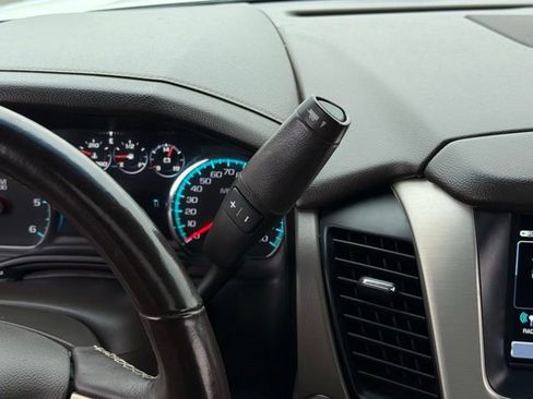 Used 2019 GMC Yukon XL Denali w/ Denali Ultimate Package image 15