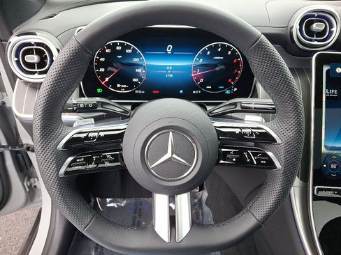 New 2026 Mercedes-Benz GLC 300 4MATIC image 17