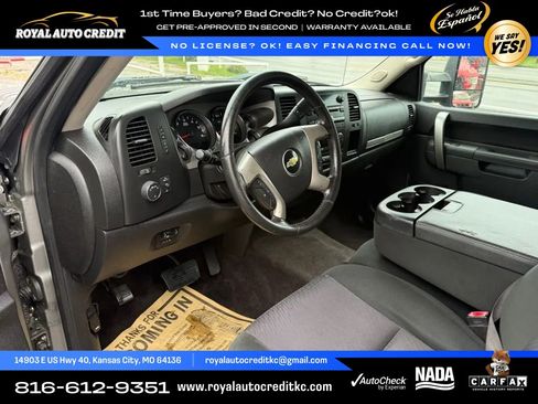 Used 2013 Chevrolet Silverado 2500 LT w/ Interior Plus Package AWD/4WD image 11