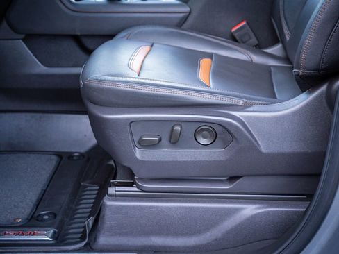 Used 2024 GMC Sierra 1500 AT4 w/ Technology Package image 16