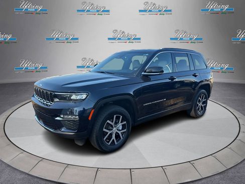 Used 2024 Jeep Grand Cherokee Limited image 7