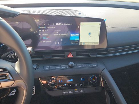 New 2026 Hyundai Elantra SEL FWD image 10