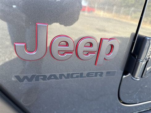 Used 2023 Jeep Wrangler Rubicon w/ Steel Bumper Group image 12