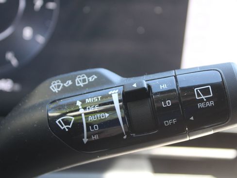 Certified 2025 Kia Sportage SX FWD image 34