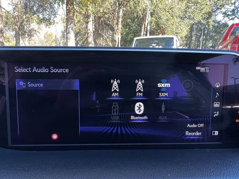 Certified 2021 Lexus ES 300h Ultra Luxury w/ Accessory Package 2 image 23